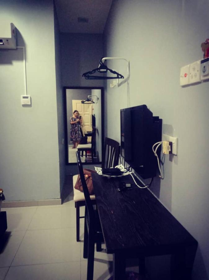 Weng Kong Homestay Слим Ривър Екстериор снимка